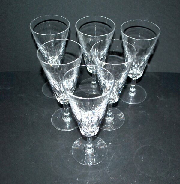 Baccarat lot de 6 flûtes à champagne en cristal taillé modèle Carcassonne 1960