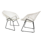 Lot de deux chaises Diamond de Harry Bertoia en métal blanc et noir. Années 60