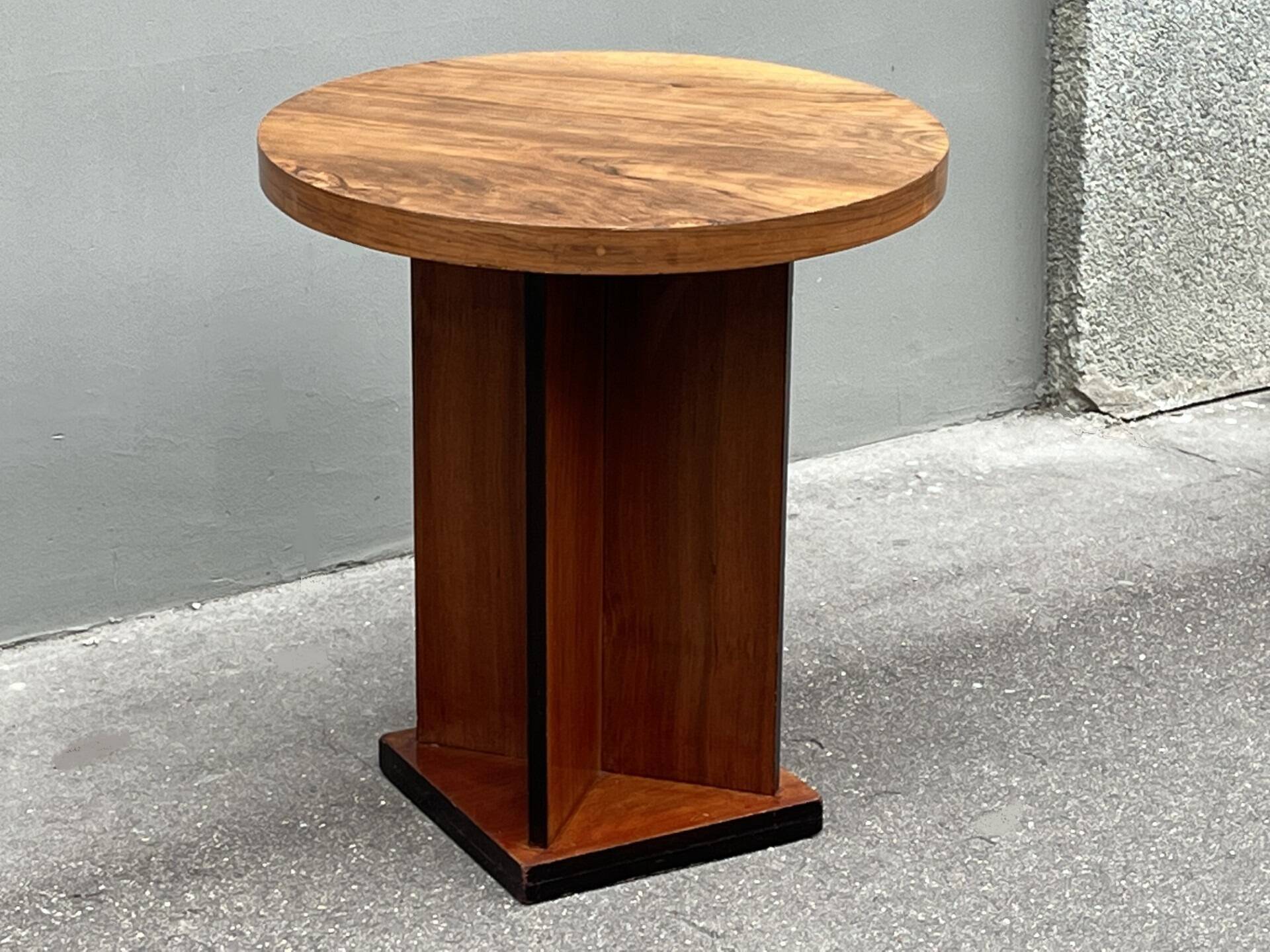 Modernist art deco pedestal table