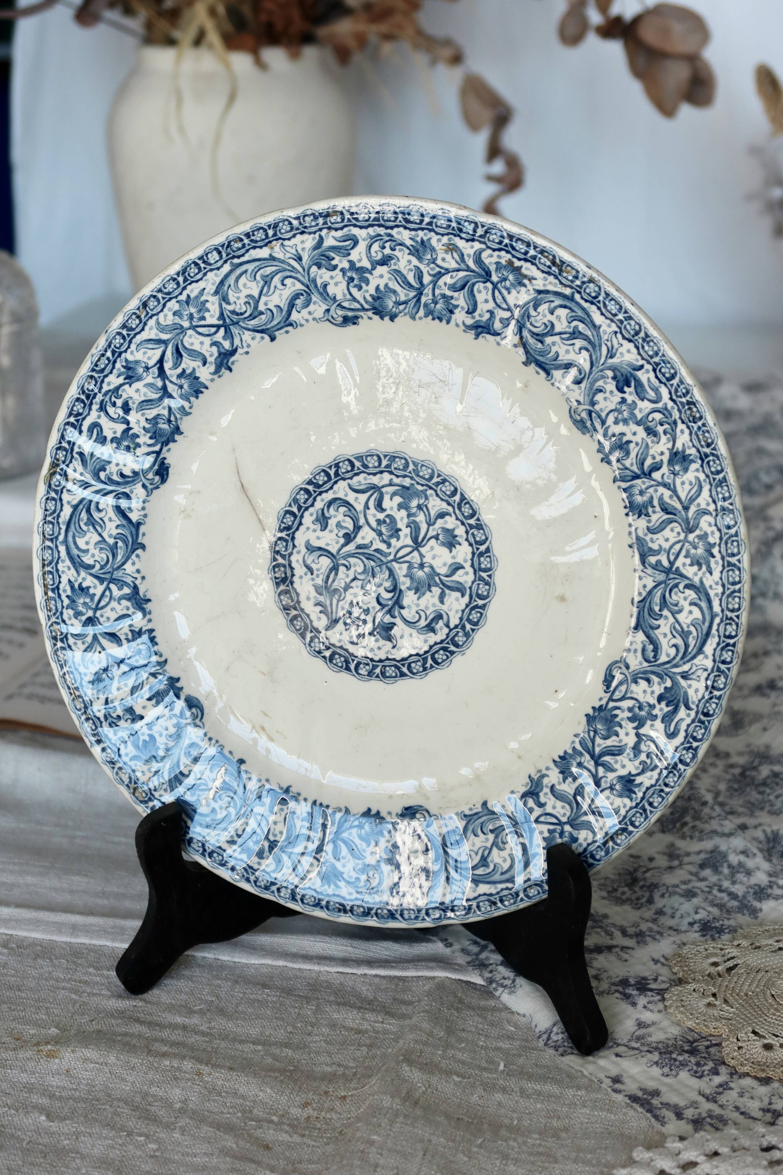 Antique dinner plates - Gien circa 1890 - Rouen blue garland pattern