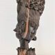 Buste en bois de femme à coiffe florale travail sculptural des années 60-70