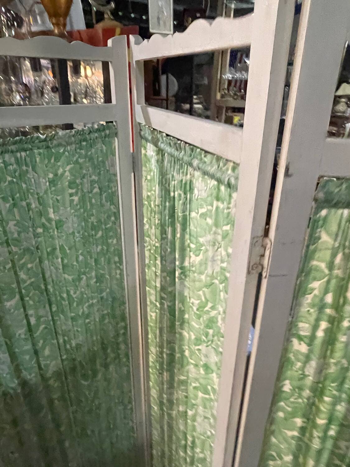 Vintage 1950s screen
