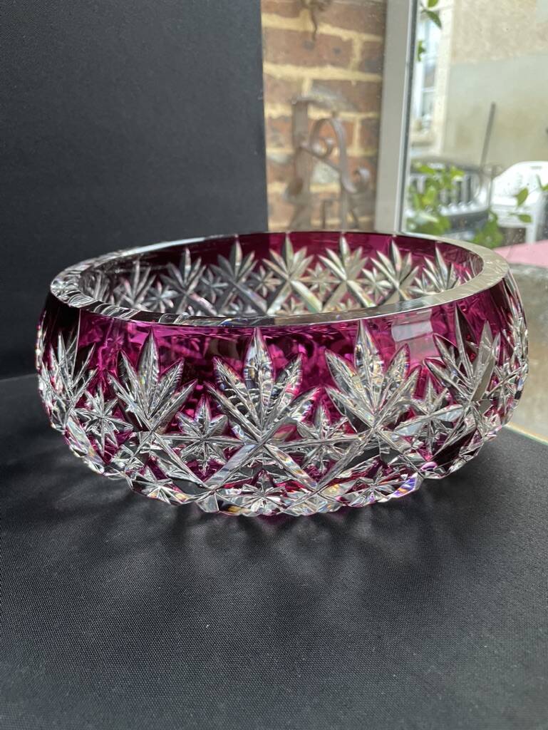 Salad bowl or bowl – Cut crystal overlay - Saint Louis