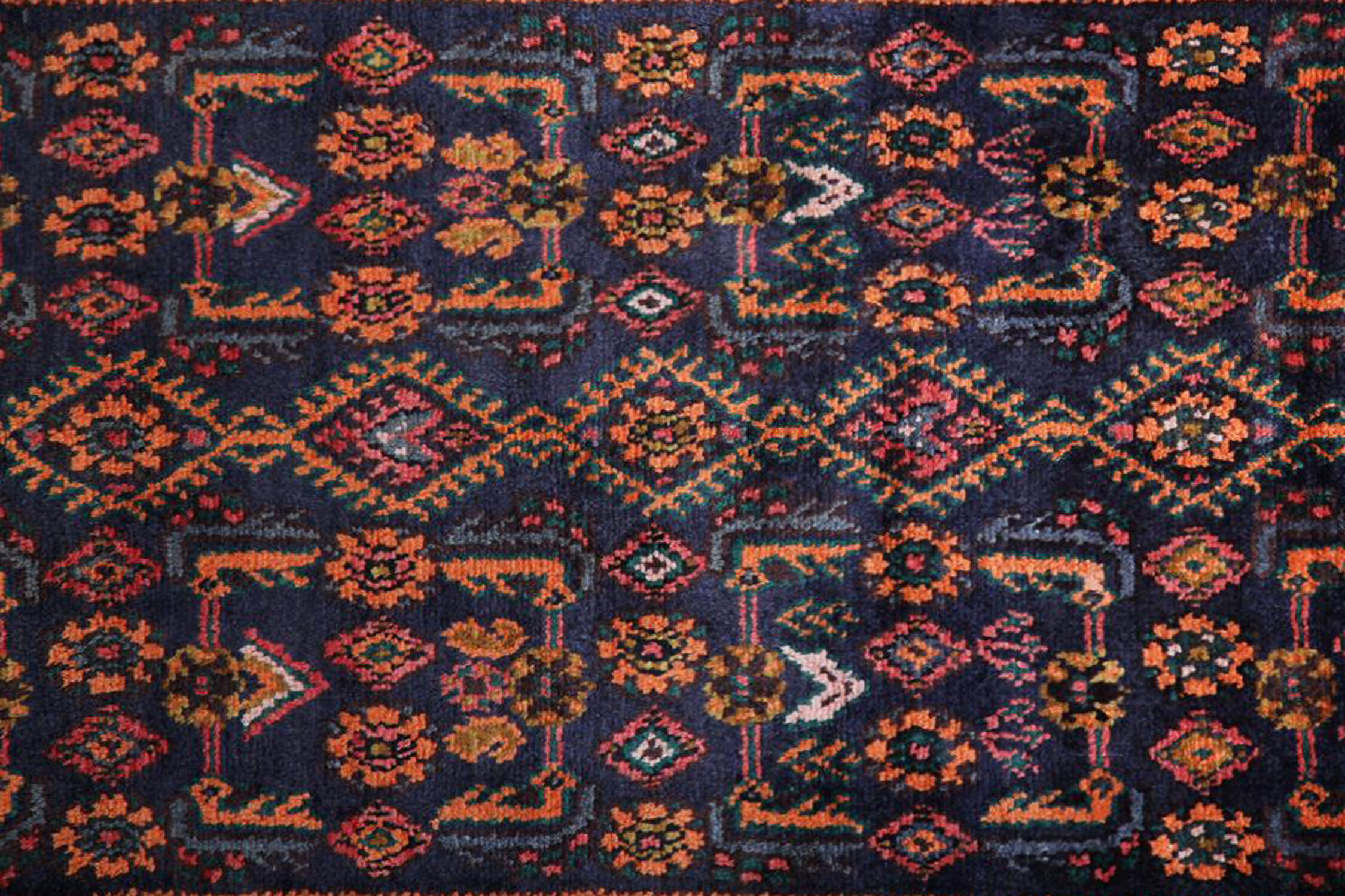 Persian hand-knotted wool rug 120 x 430 cm