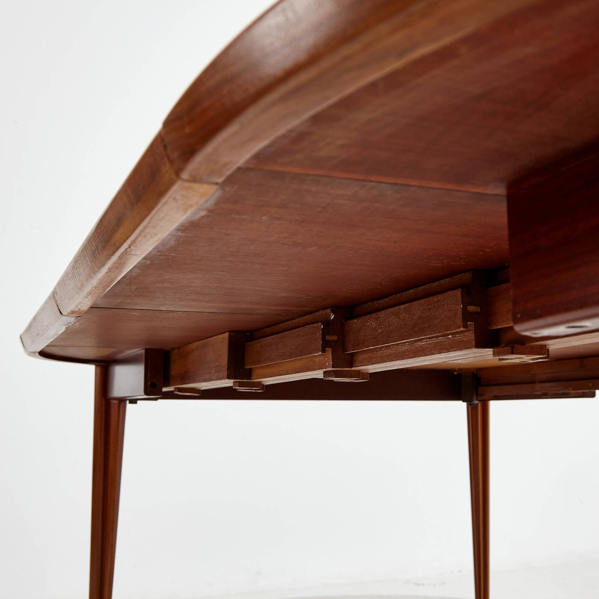 Restored teak dining table by henry rosengren hansen for brande møbelindustri mk9477