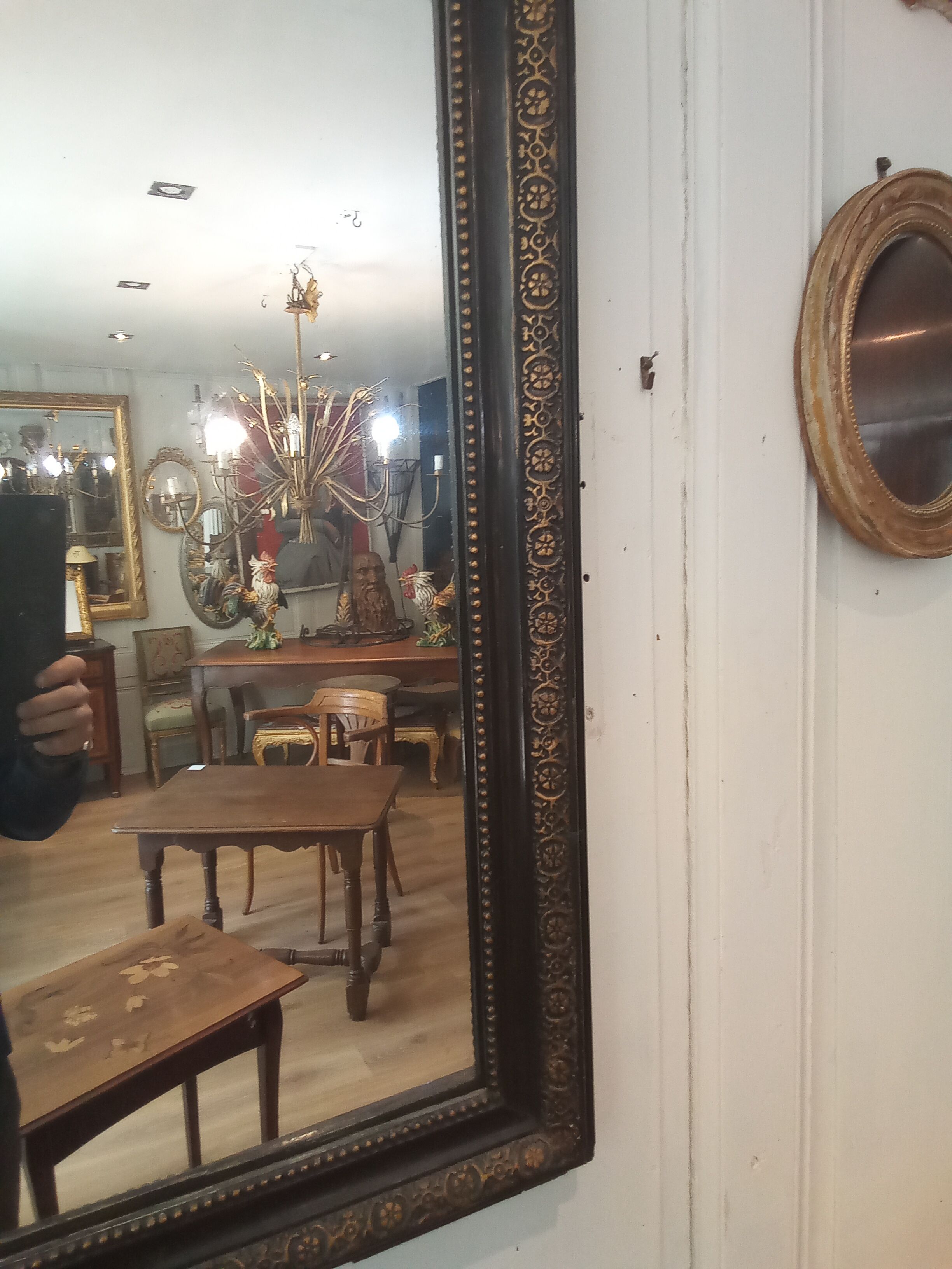 Black and gold mirror 86X62cm