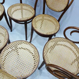 Table et 6 chairs Michael Thonet designed No.11