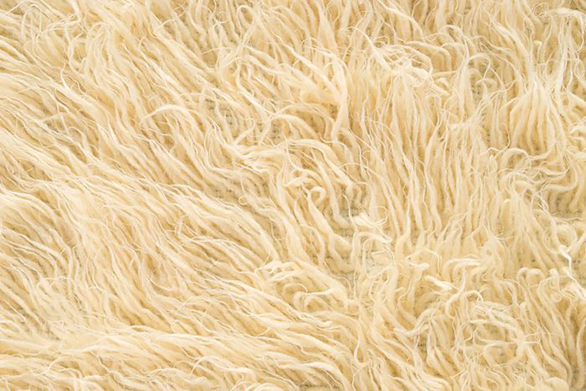 Pure merino wool rug shaggy handmade 166 x 191 cm