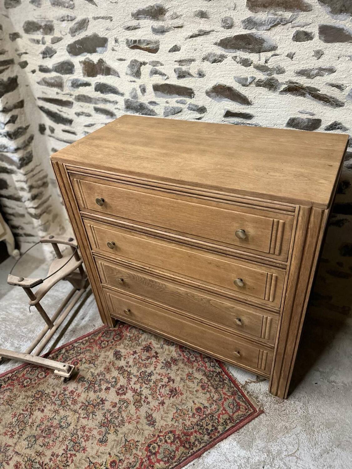 Superb 4-drawer chest of drawers from the 50s in raw wood