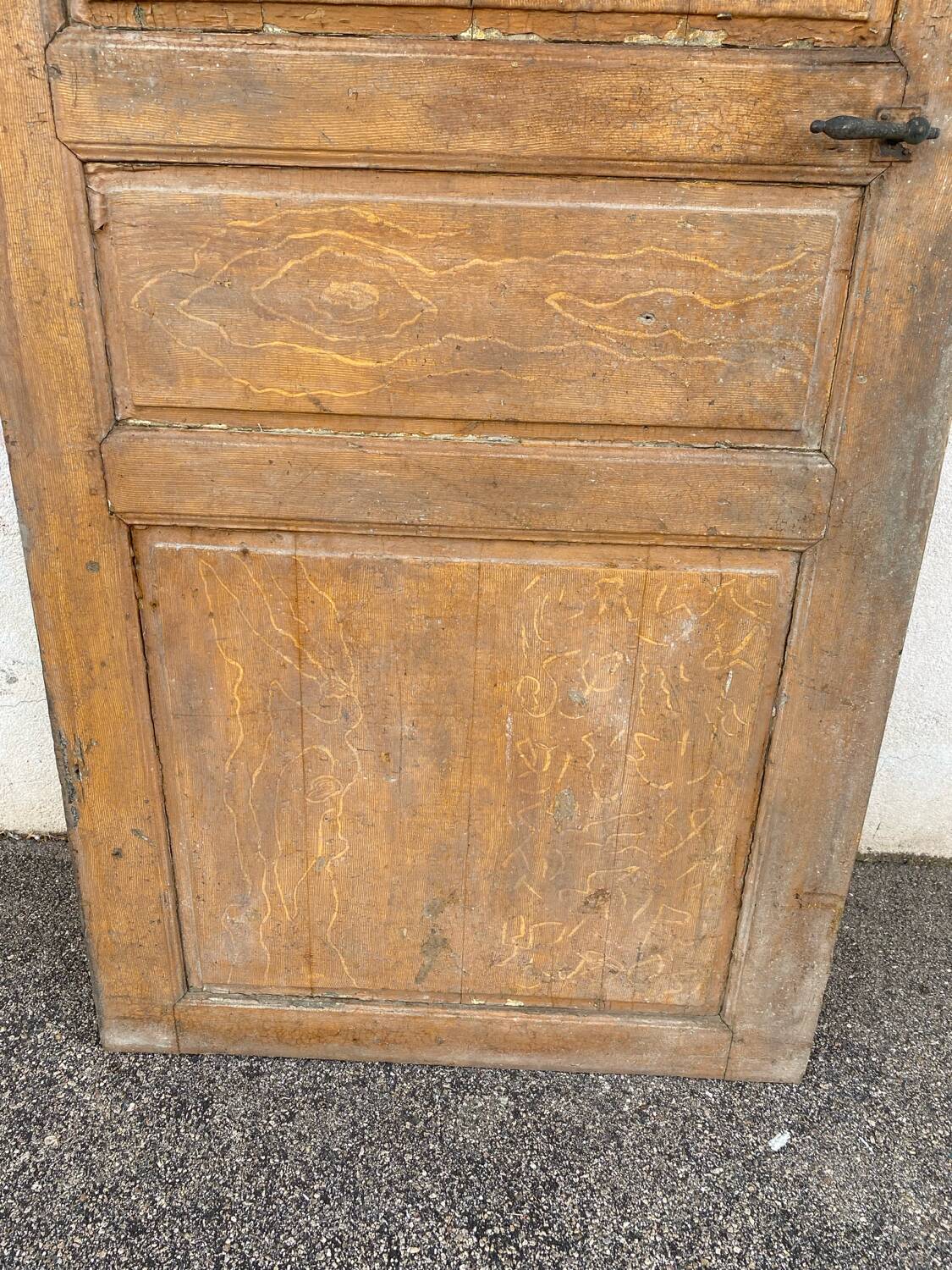 Interior door in painted fir