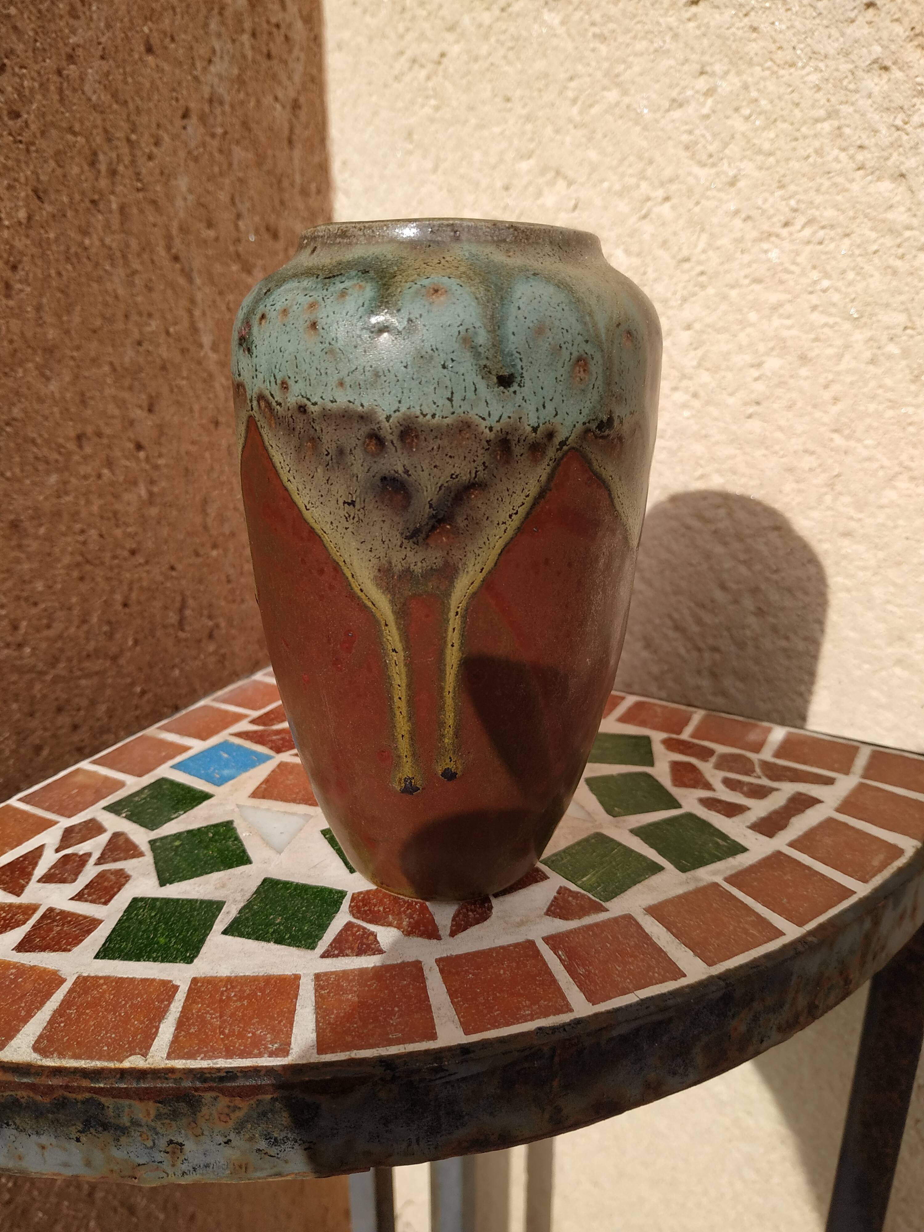 Pussaie sandstone vase by Jean Cacheleux