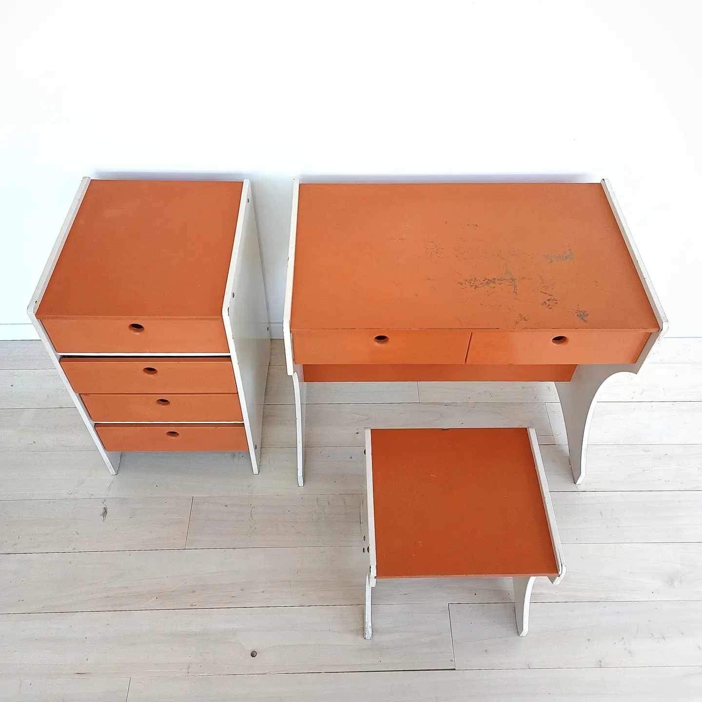 Vintage Children's Shelf Office Set