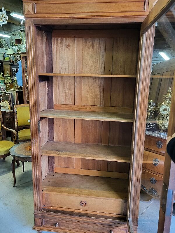 Showcase 1 walnut door of the nineteenth century