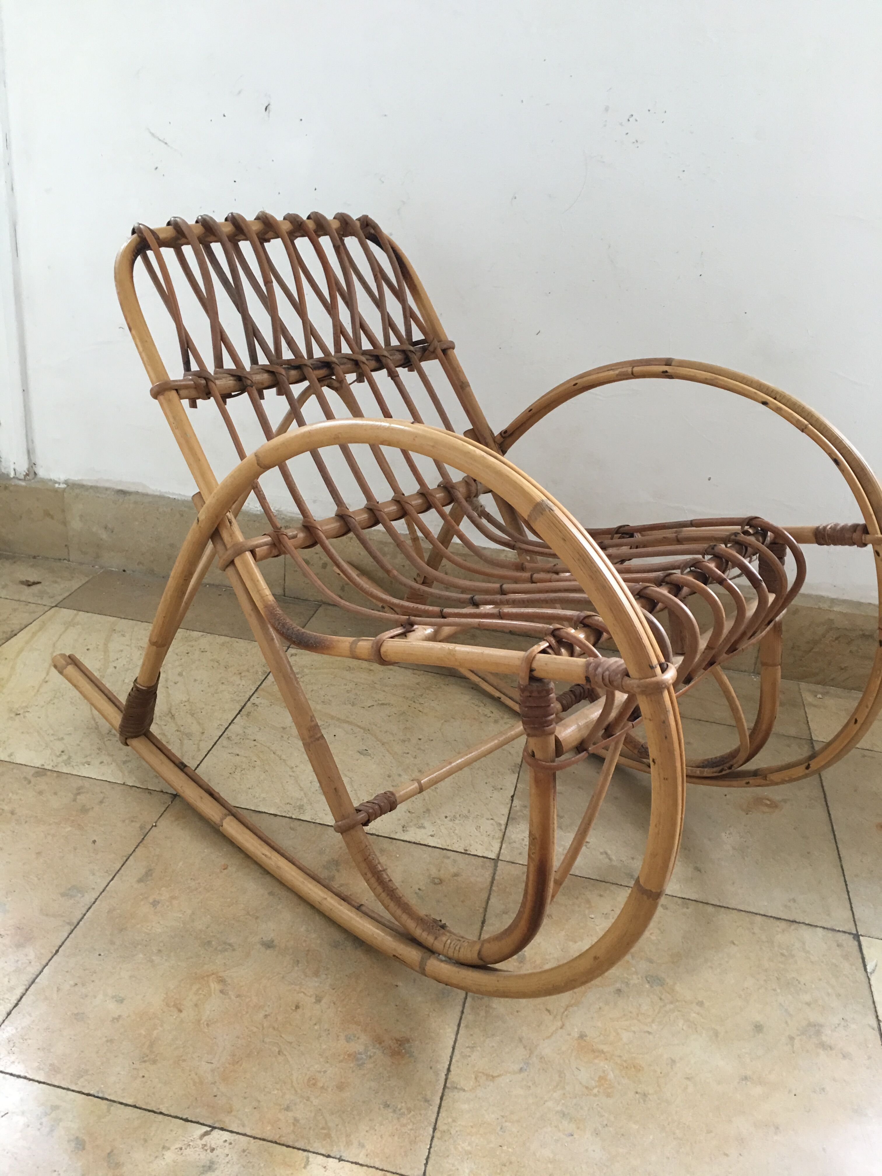 Rocking child rattan