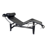 LC4 chaise longue style Le Corbusier, black leather upholstery / chrome steel Italy