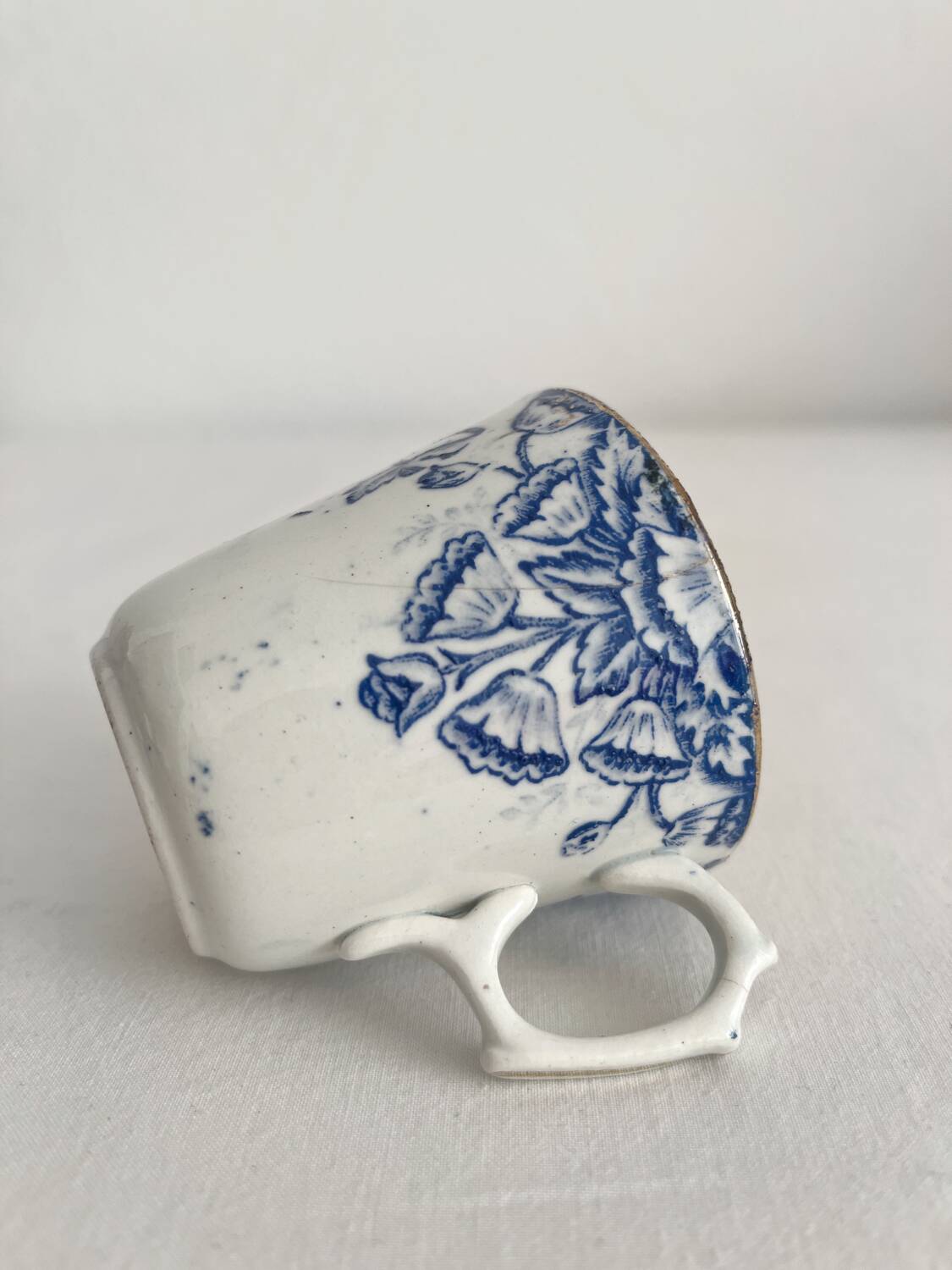 Antique ironstone coffee cup “Floral” Saint Amand