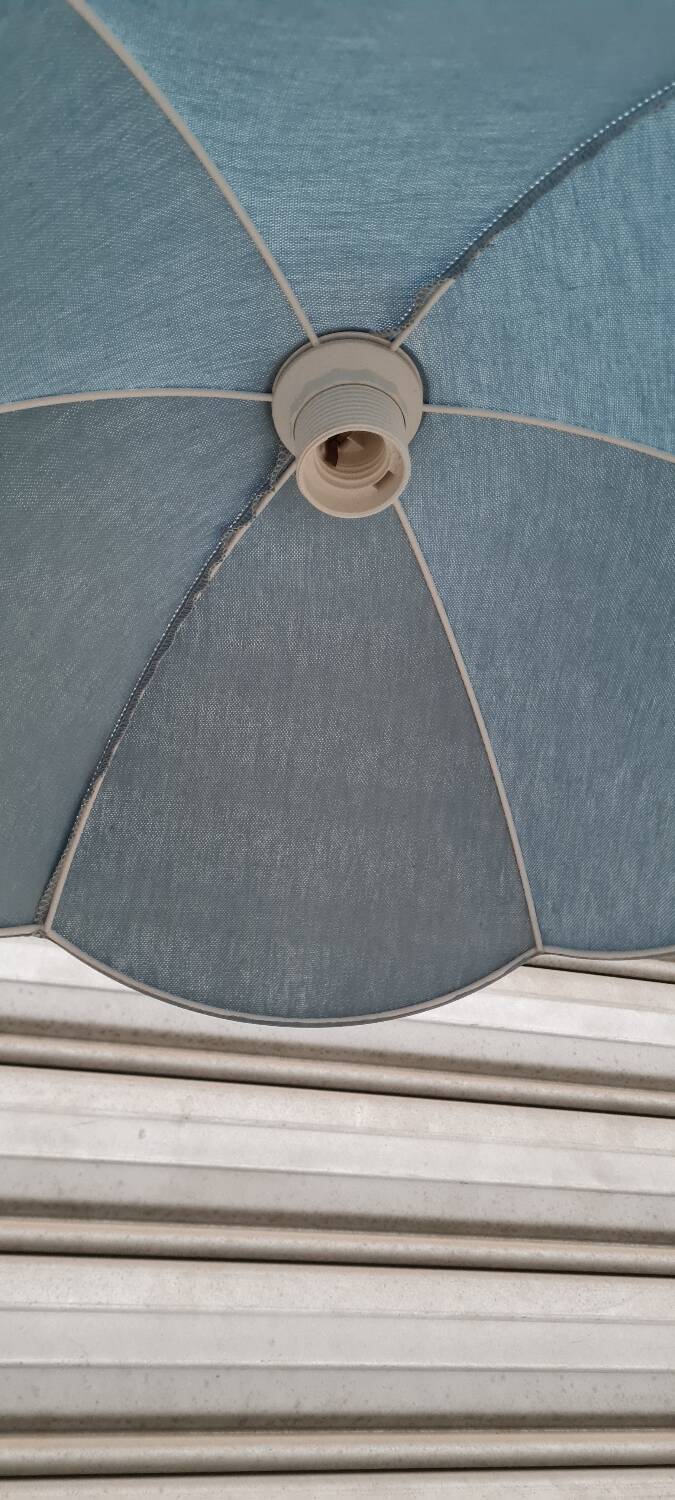 Flower hangings in cotton and wood