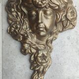 Ancien grand ornement mural en bronze style Art nouveau