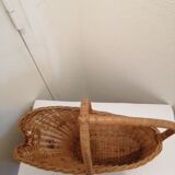 Wicker basket bottle holder