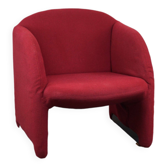 Fauteuil design vintage Artifort modèle Ben en tissu rouge robuste