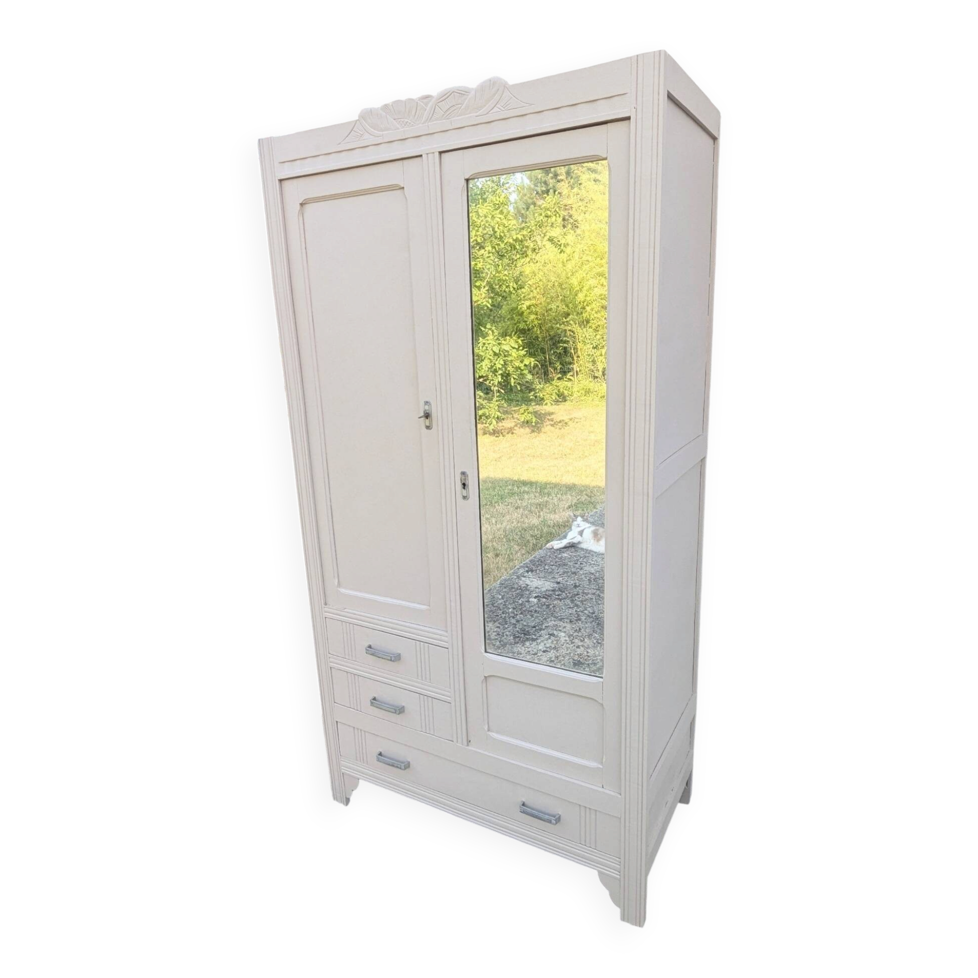 Wardrobe Combo Linen Cabinet Wardrobe Mirror Vintage Chest of Drawers Patina