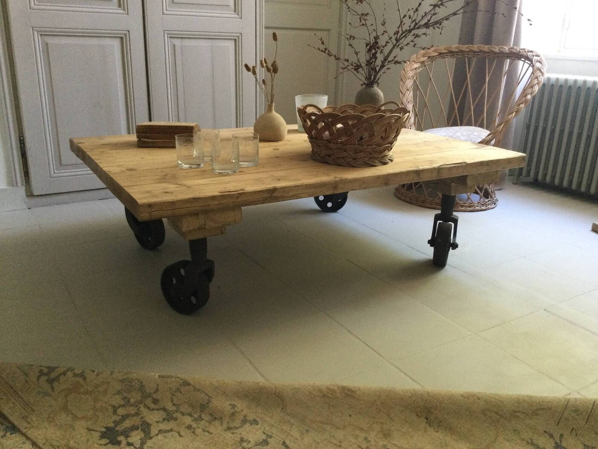 Coffee table on wheels