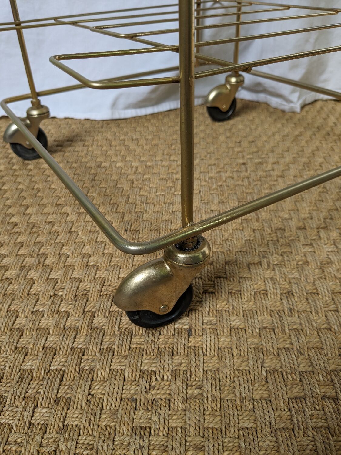 Vinyl table