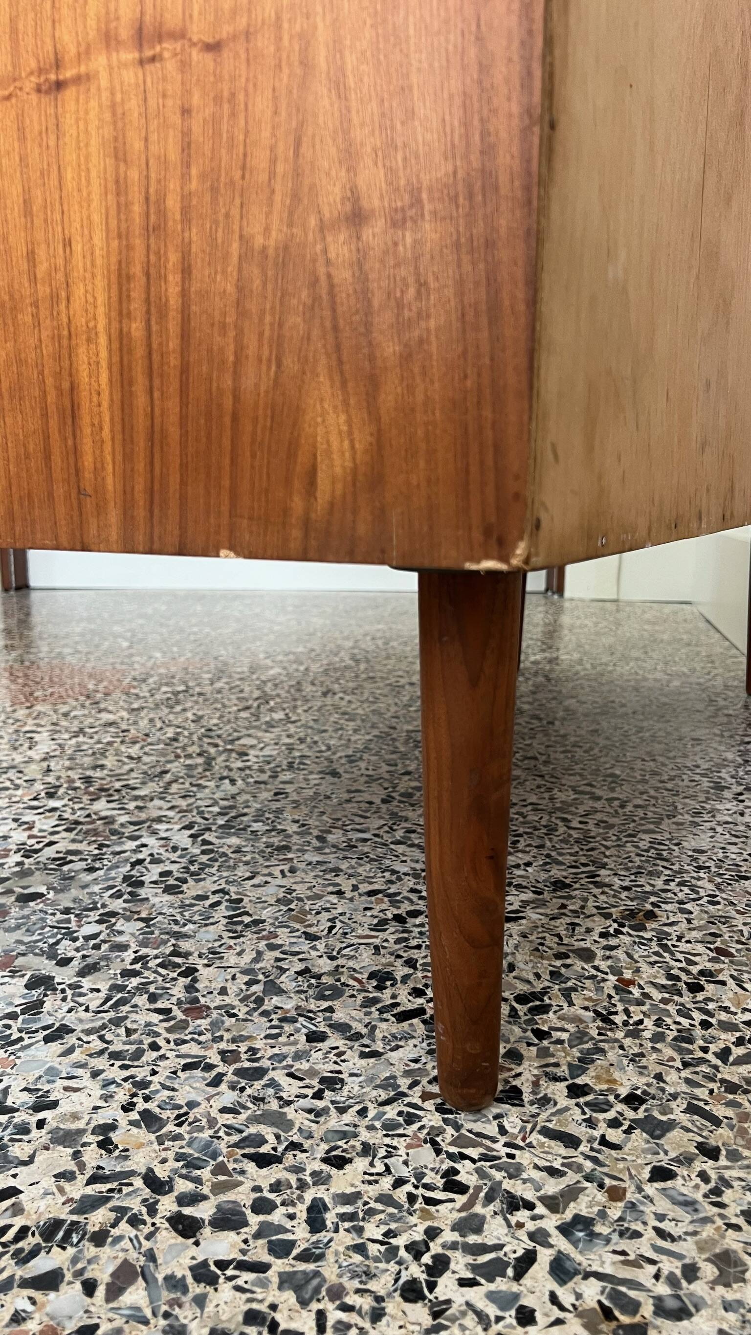 Vintage Danish chest of drawers by Falster Møbelfabrik (Mid-Century)