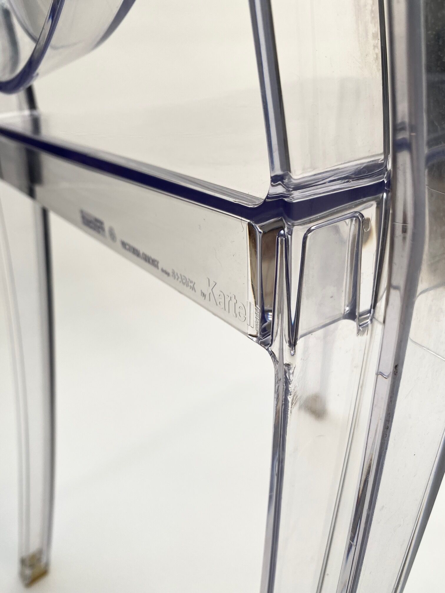 Victoria ghost chair by Philippe Starck 1998