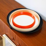 Miroir oval en plexi bleu marine, 1970