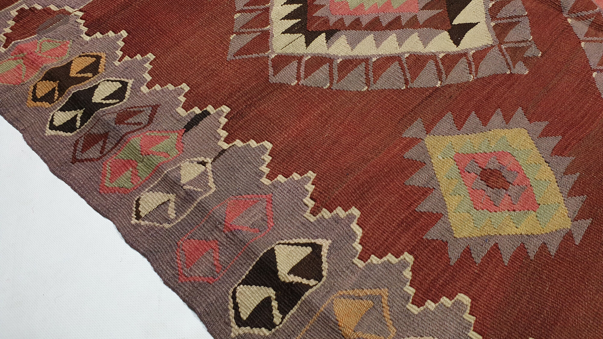 Tapis turc kilim 184x167 cm