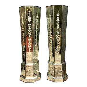 Paires de colonnes octogonales