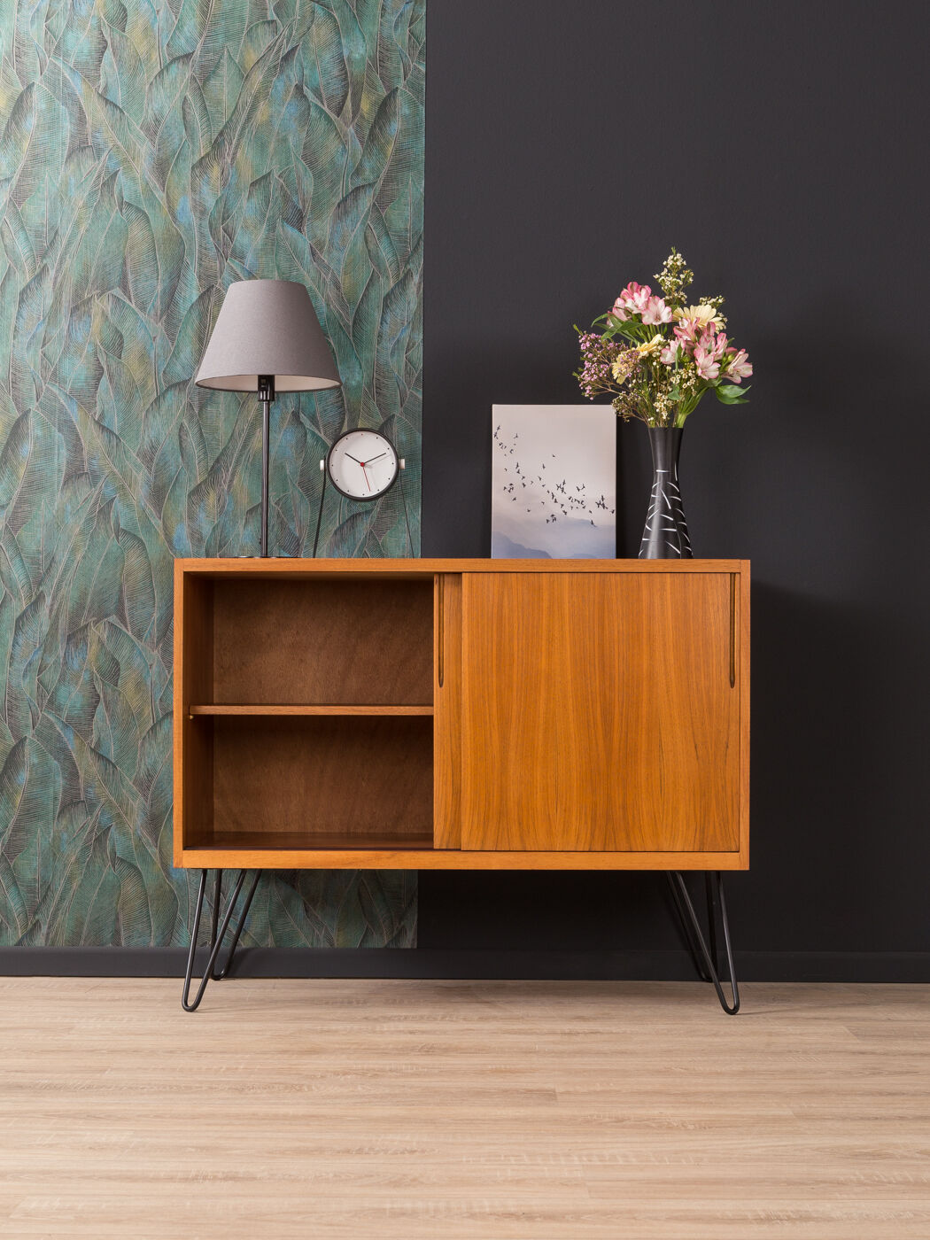 Buffet from the 1950s