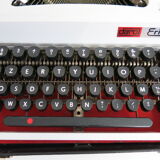 Typewriter Daro Erika Model 60