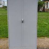 Armoire industrielle en fer