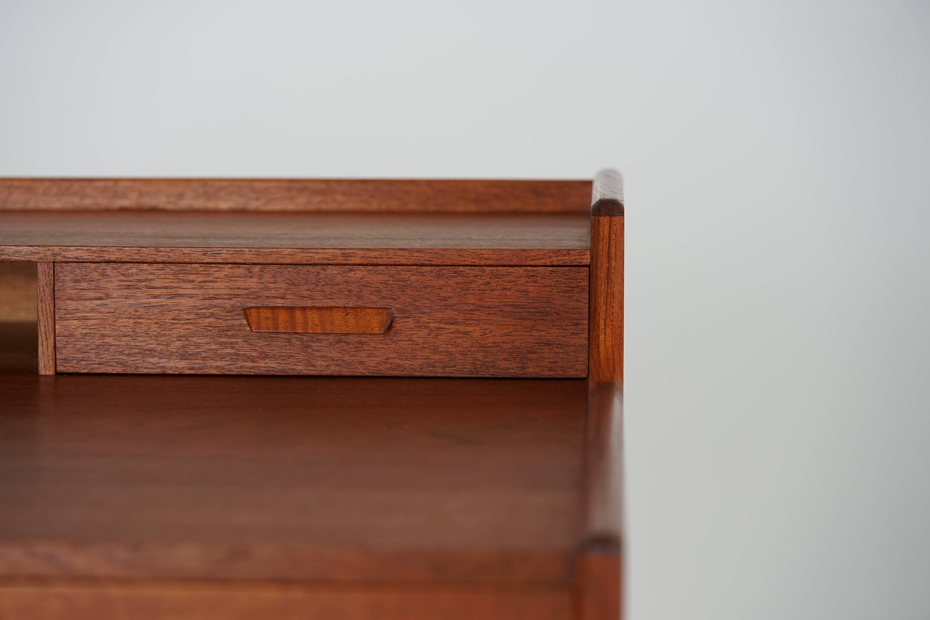 Danish teak desk, Model 64, by Arne Wahl Iversen for Vinde Møbelfabrik, 196