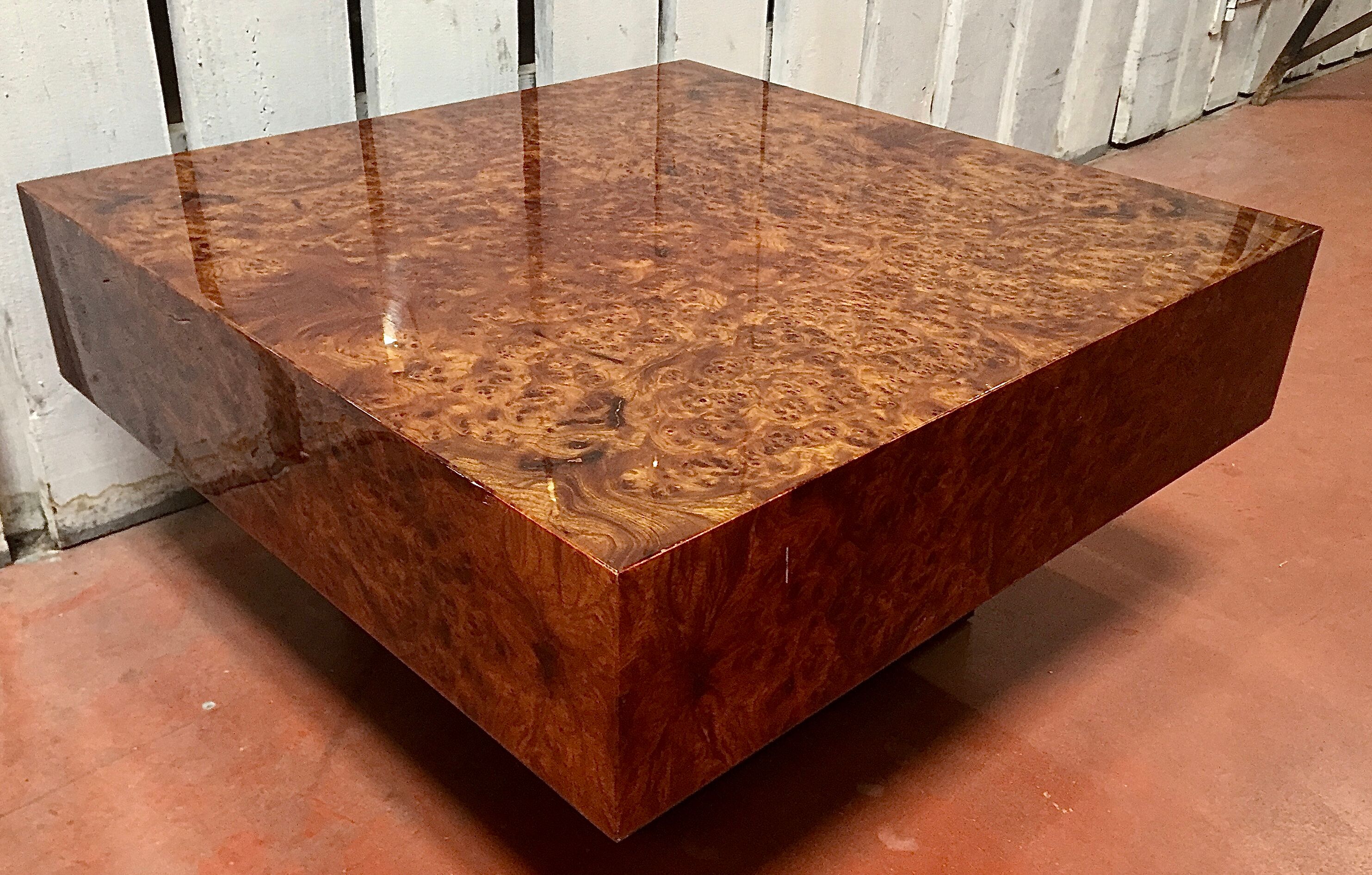 Elm magnifying glass coffee table