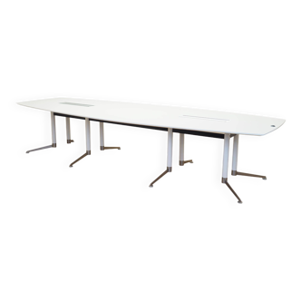 Conference table, Danish design, 2016, designer: Paul Leroy, manufacturer: Paustian