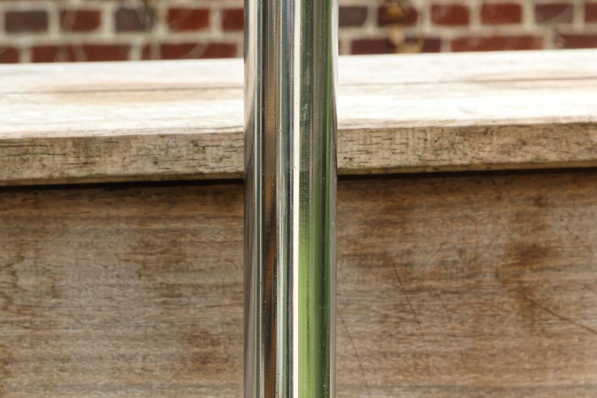 Vintage parrot, 1970s, in chrome metal.