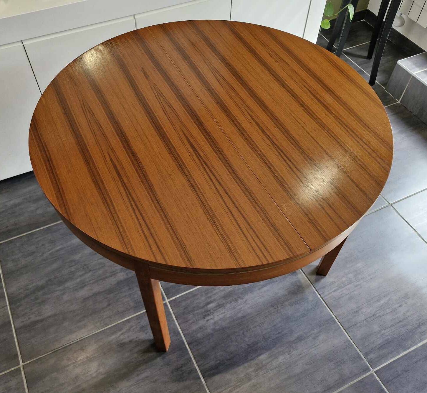 Scandinavian extendable teak round table, 1970s