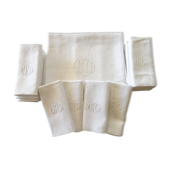 Damask tablecloth and its 12 towels embroidered Monogram SC floral Damascus