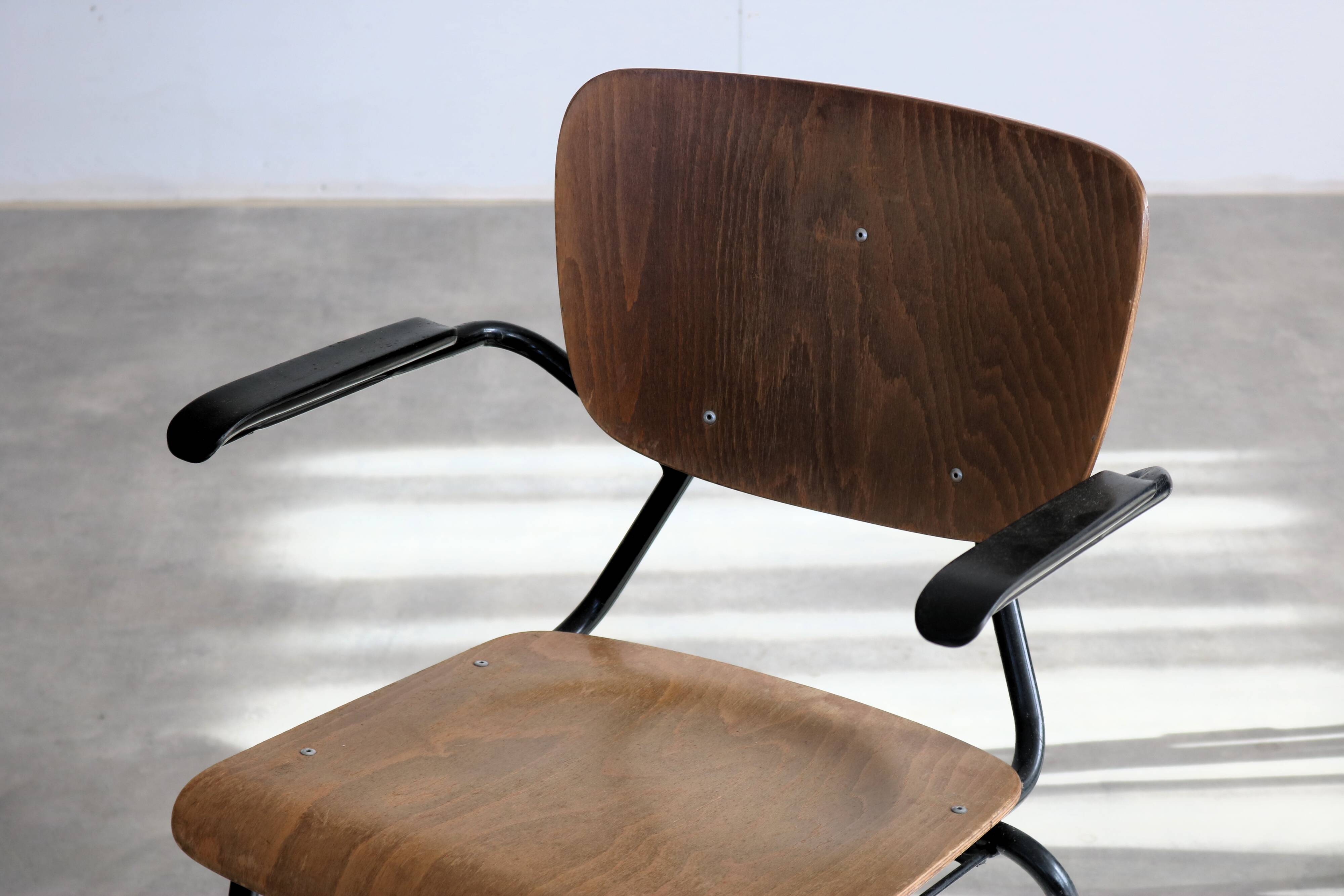 ensemble de 6 chaises de salle à manger industrielles