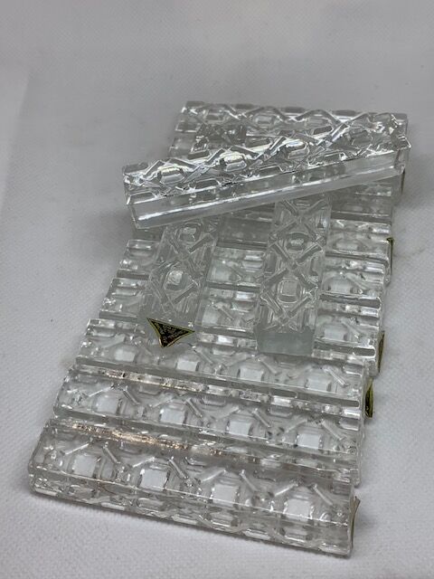 Coffret de 12 porte -couteaux en cristal taillé