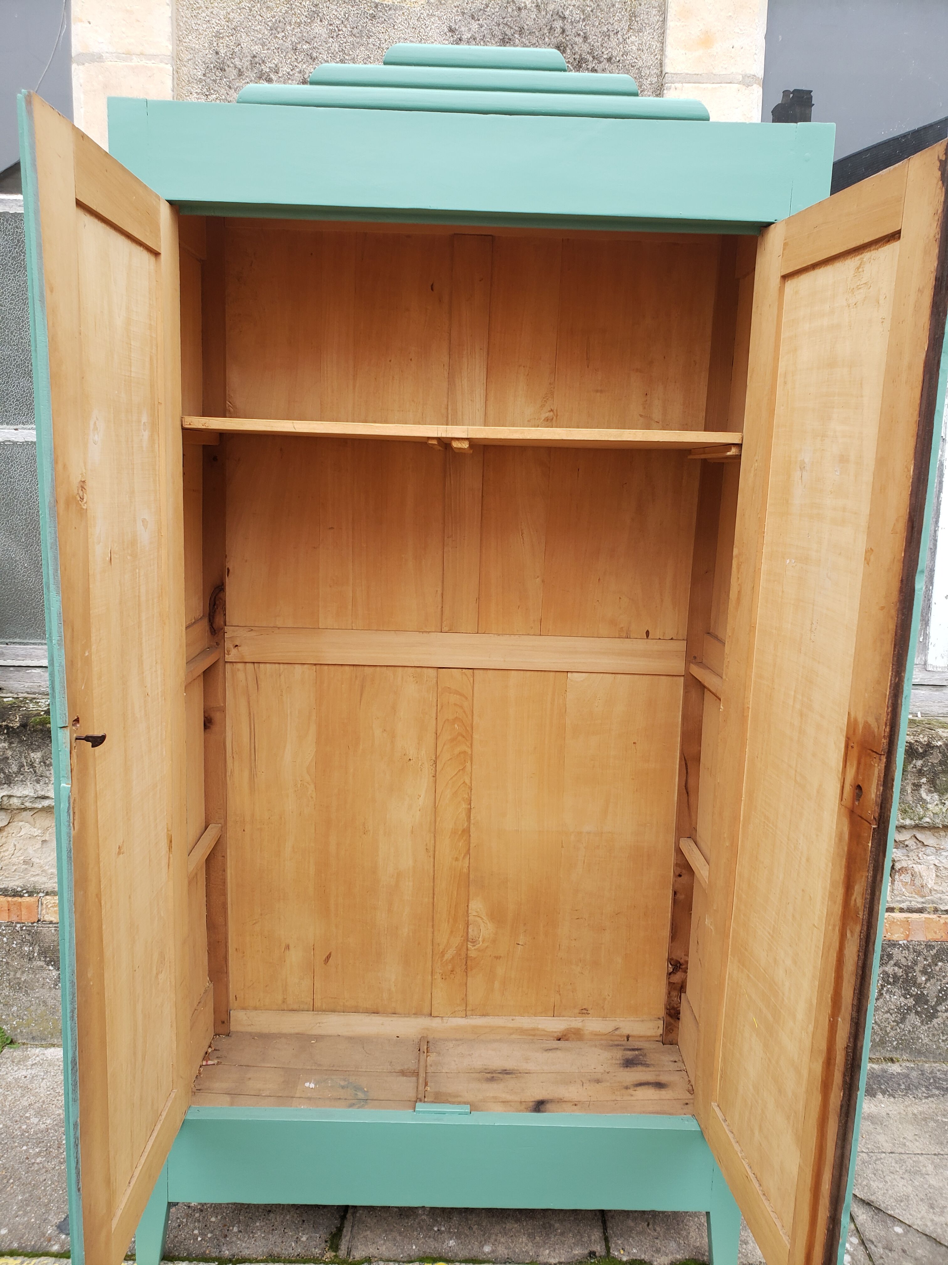 Parisian wardrobe patina green "favourites"