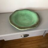Large dish of the 1950s with wavy edge color green celadon