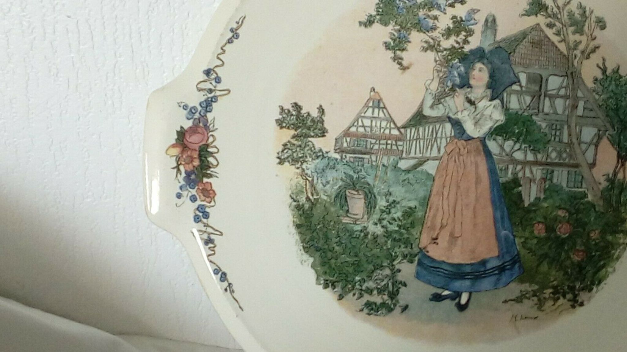 Plat a tarte en faience de sarreguemines modele obernai