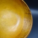 Wooden dish signed E - Circa 1960-1970