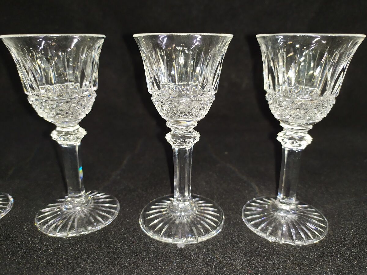 Lot de 6 verres a liqueur tommy Cristal de Saint Louis estampillé