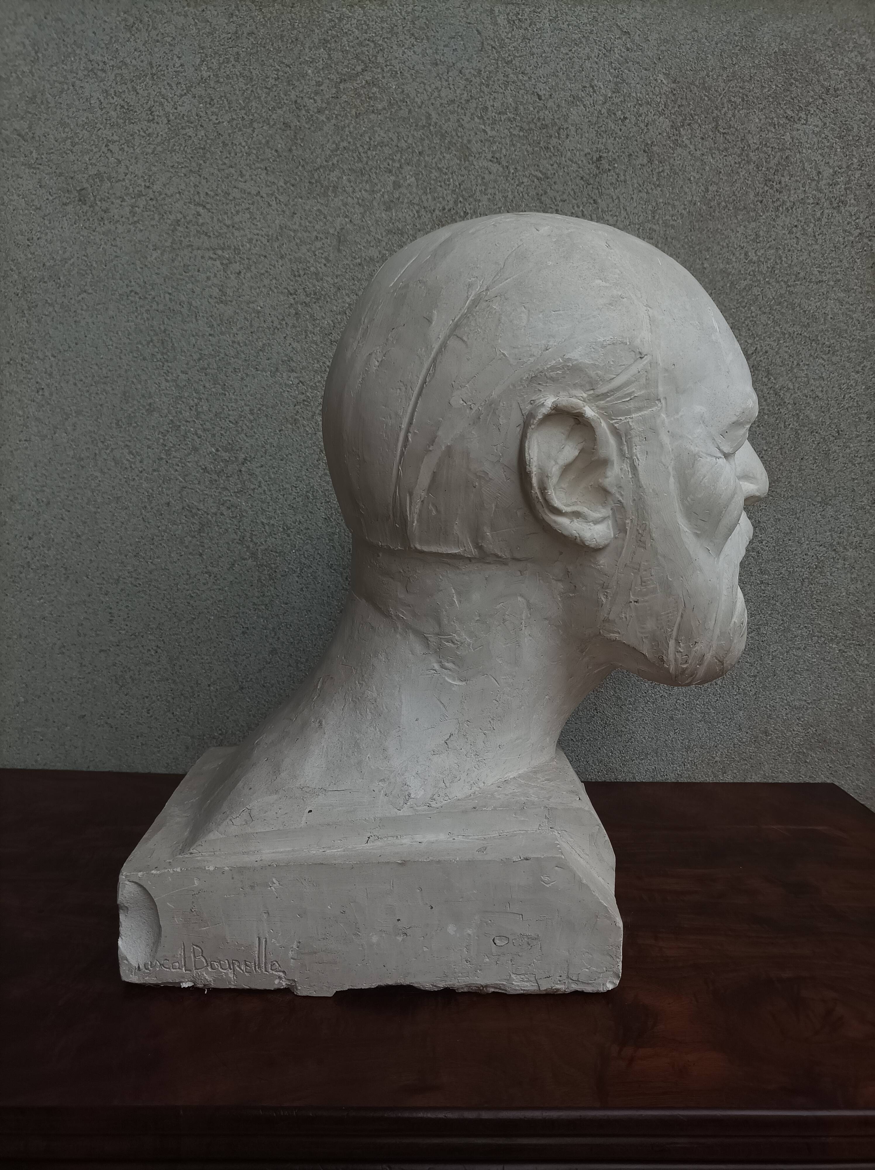 Pascal Boureille (1909-1999) Bust sculpted in plaster Male doctor