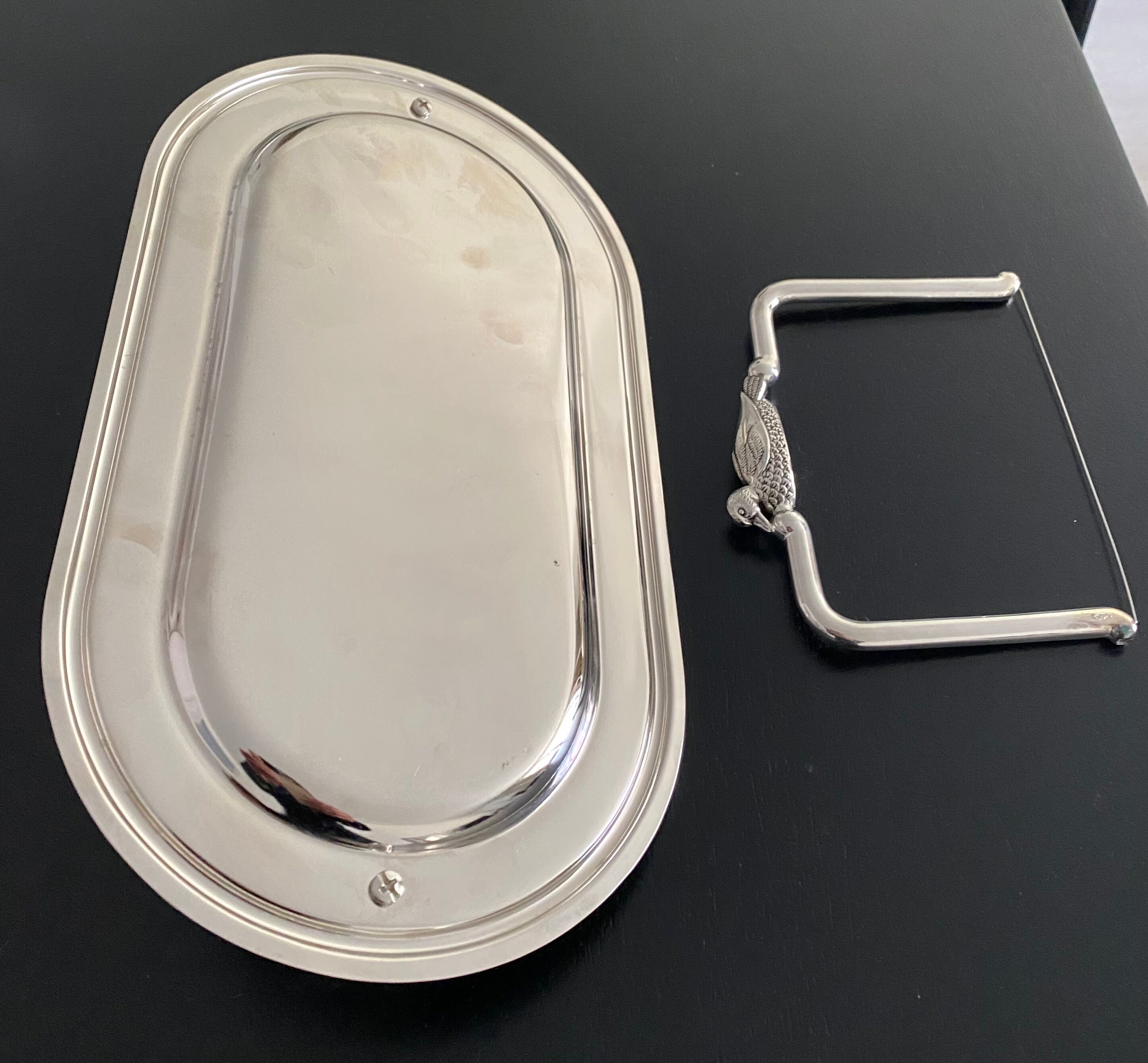 1 plateau à foie gras et son fil à couper